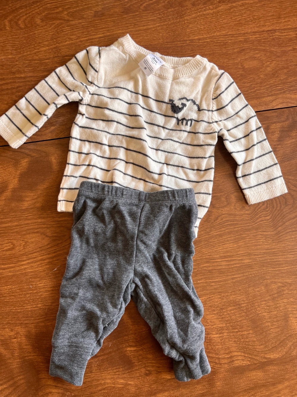 Carter's Gray Jogger Pants - Heather Gray Kids Bottoms
